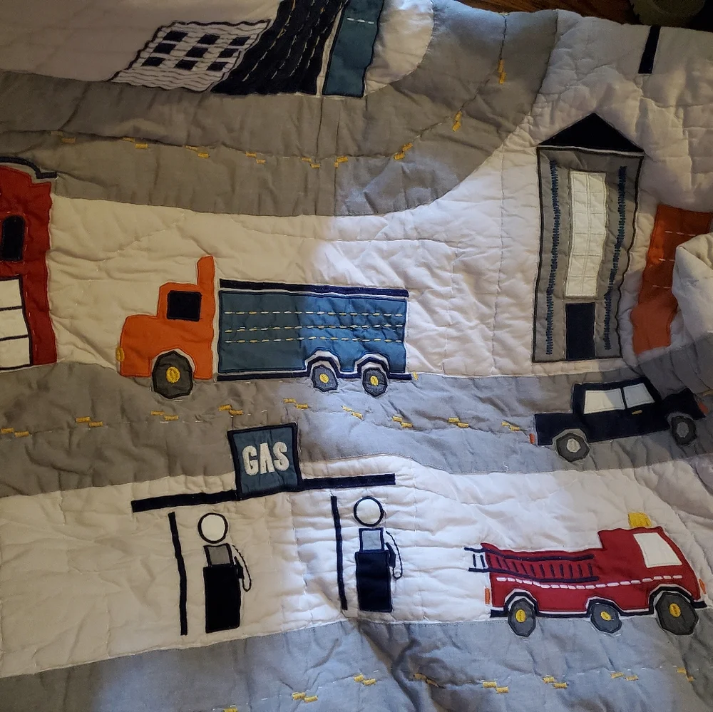 POTTERY BARN Transportation Quilt